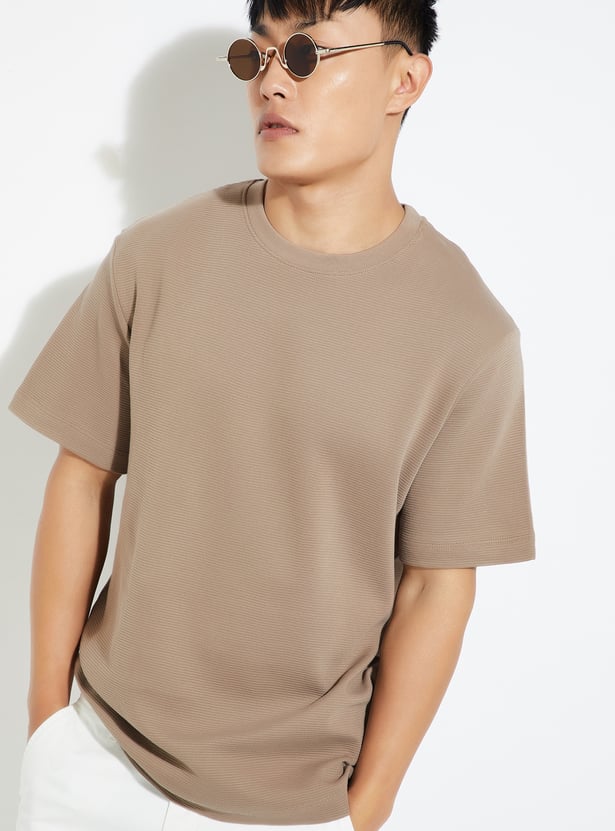 URB_N Men Textured T-shirt