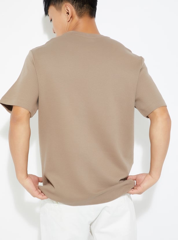 URB_N Men Textured T-shirt