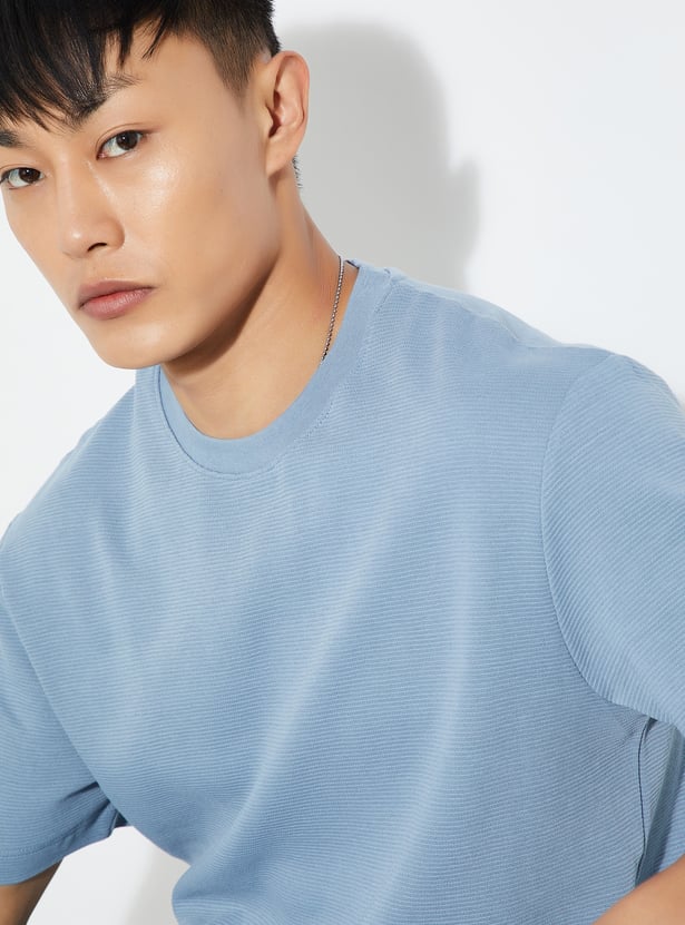 URB_N Men Textured T-shirt