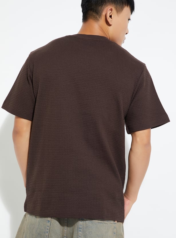 URB_N Men Textured T-shirt