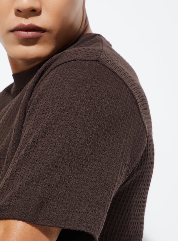 URB_N Men Textured T-shirt