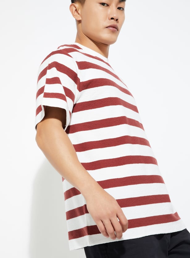 URB_N Men Striped T-shirt