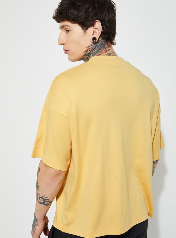 URB_N Men Embroidered Boxy Fit T-shirt