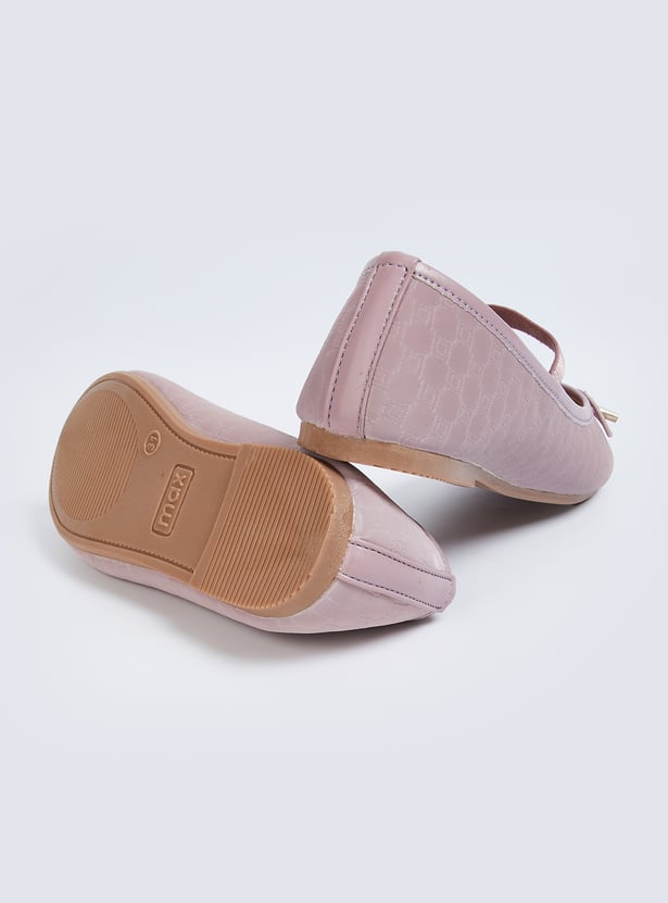 Girls Textured Bow Ballerinas