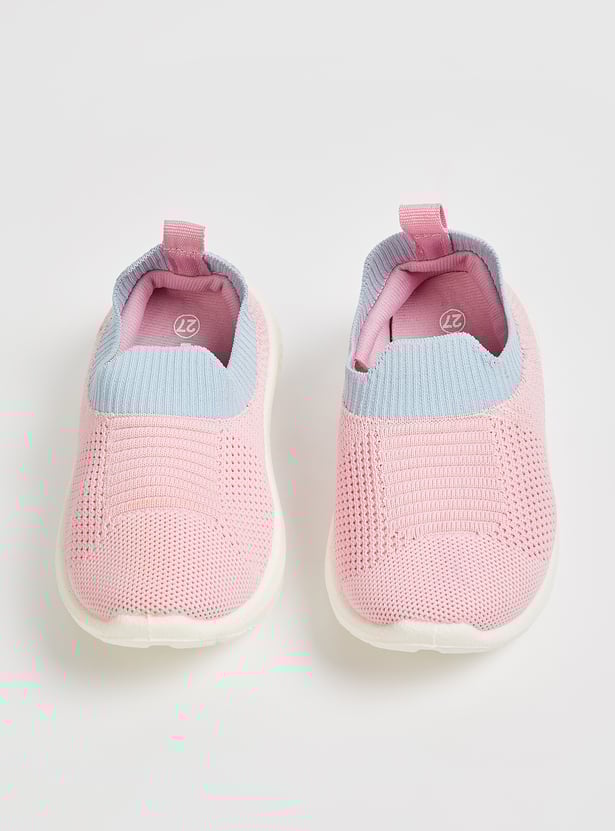Girls Mesh Slip-On Sports Shoes