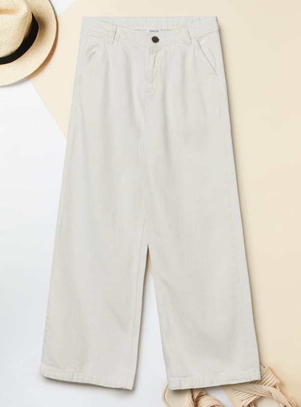 Girls Solid Flared Jeans