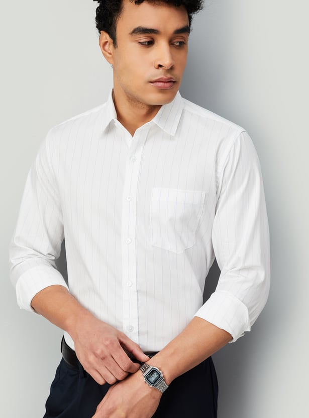 Men Slim Fit Striped Formal Shirt