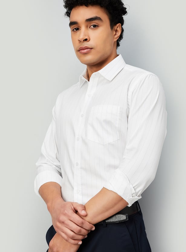Men Slim Fit Striped Formal Shirt