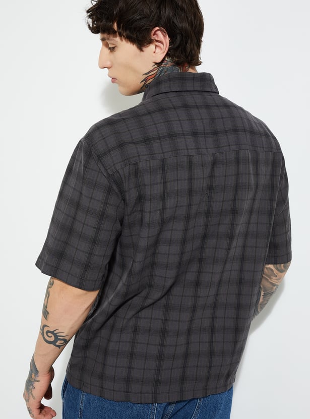 URB_N Men Checked Shirt
