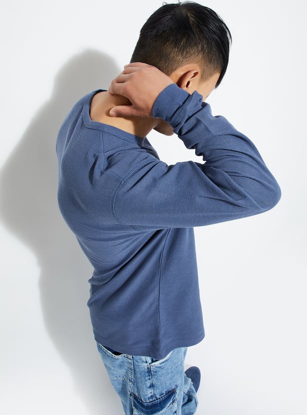URB_N Men Textured T-shirt