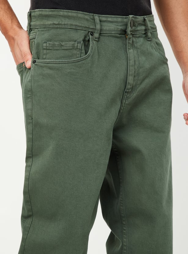 Men Carrot Fit Solid Jeans