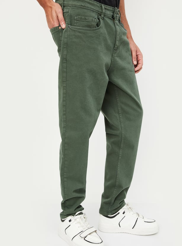 Men Carrot Fit Solid Jeans