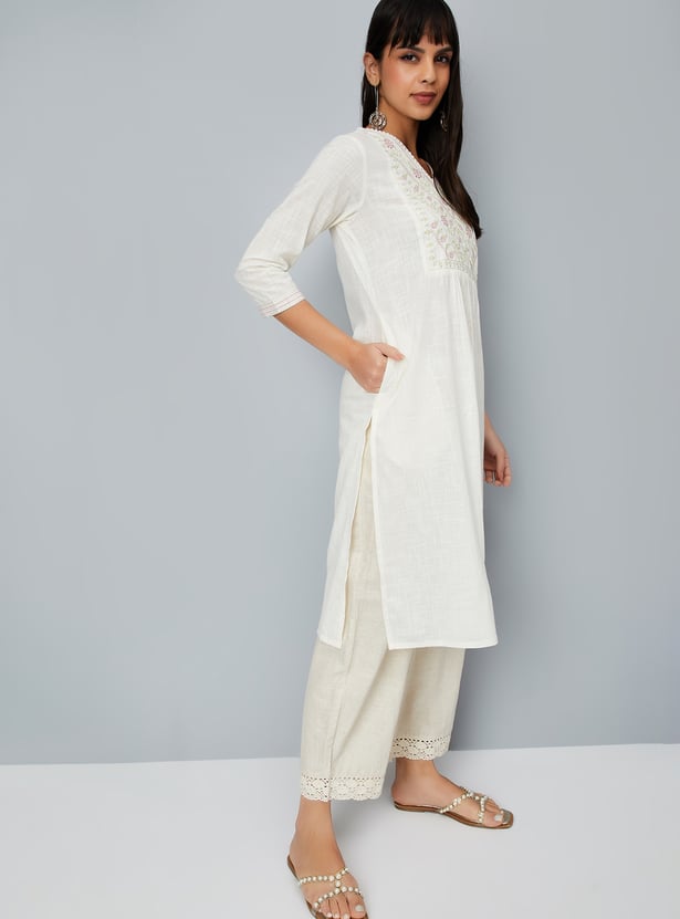 Women Embroidered Straight Kurta