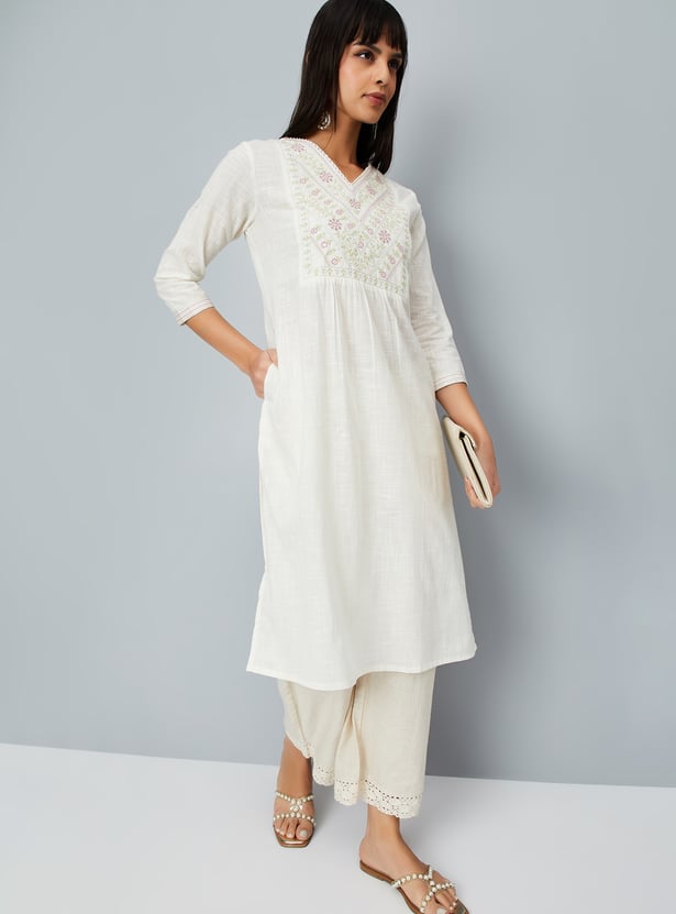 Women Embroidered Straight Kurta