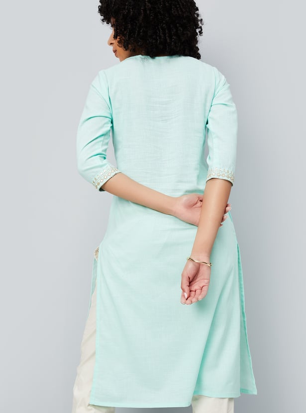 Women Yoke Embroidered Straight Kurta