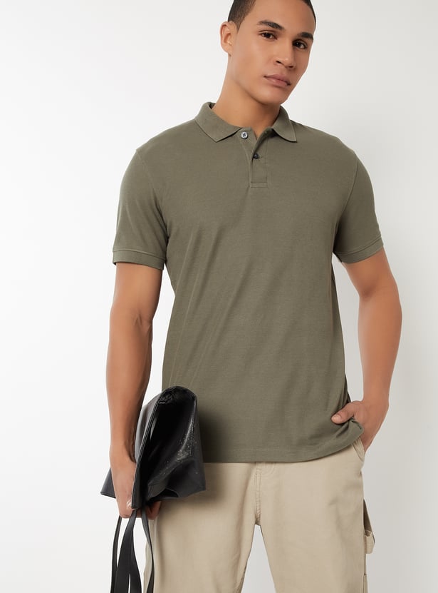 Men Textured Polo T-shirt