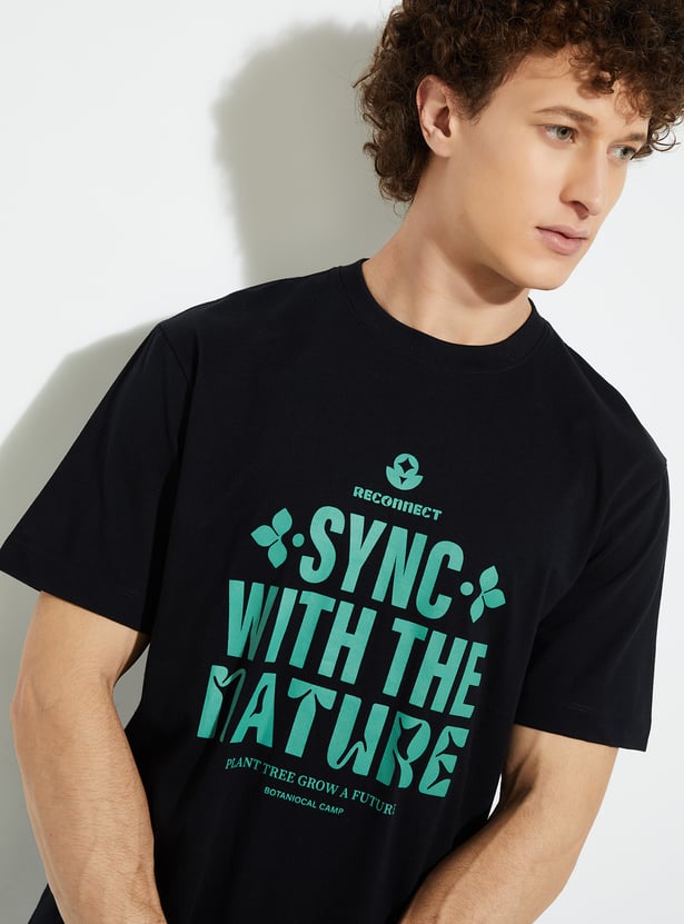 URB_N Men Typographic Print T-shirt