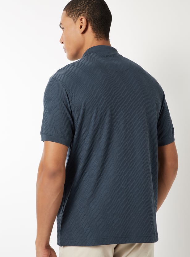 Men Textured Regular Fit Polo T-shirt