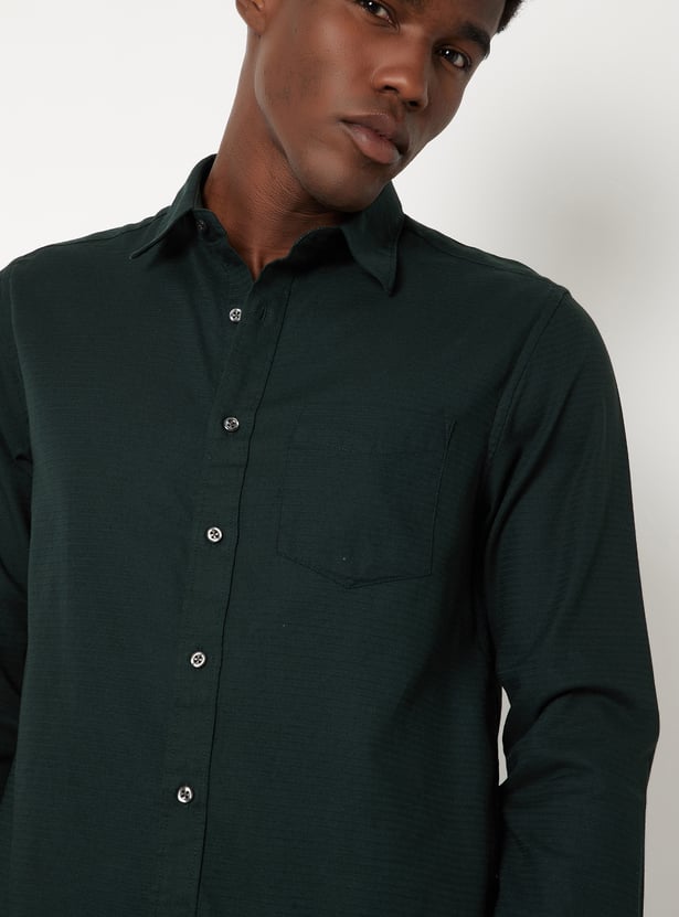 Men Textured Slim Fit Shirt