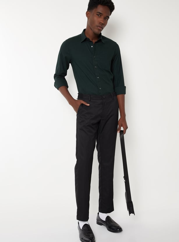 Men Textured Slim Fit Shirt