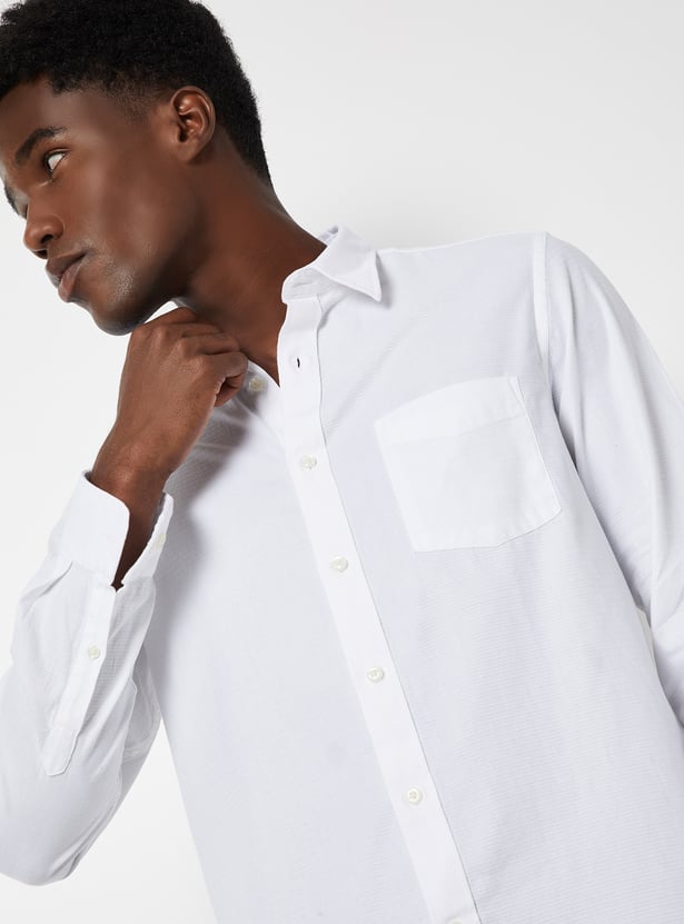 Men Textured Slim Fit Shirt
