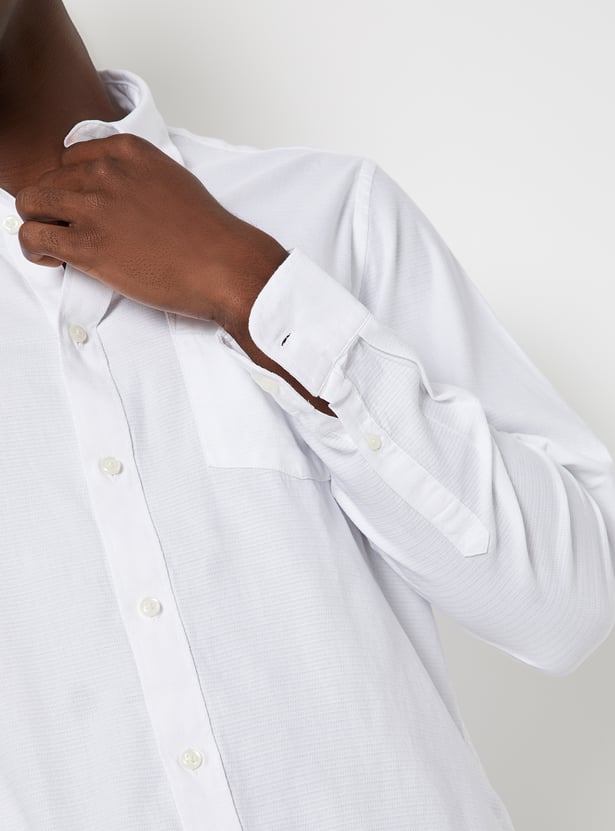 Men Textured Slim Fit Shirt