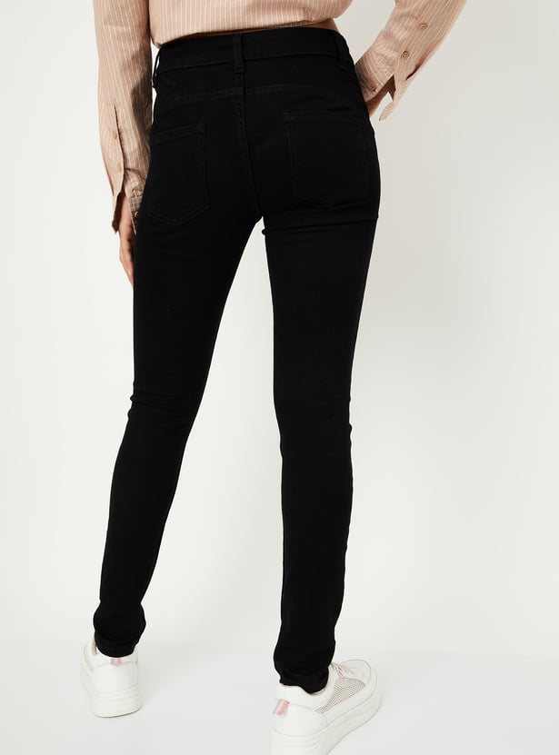 Women Solid Skinny Fit Jeans