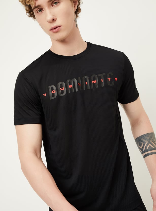 Men Printed Slim Fit Sports T-shirt
