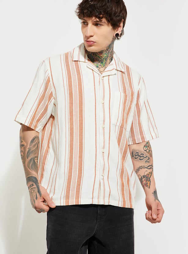URB_N Men Striped Relaxed Fit Shirt
