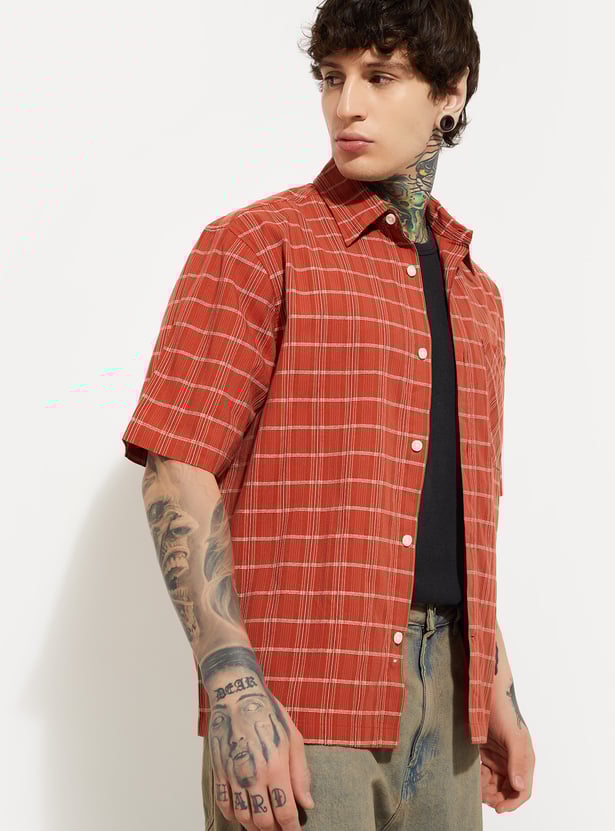 URB_N Men Check Relaxed Fit Shirt