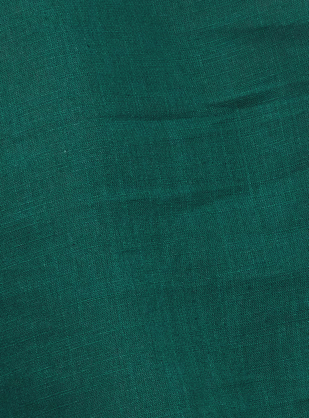 Women Embroidered Straight Kurta