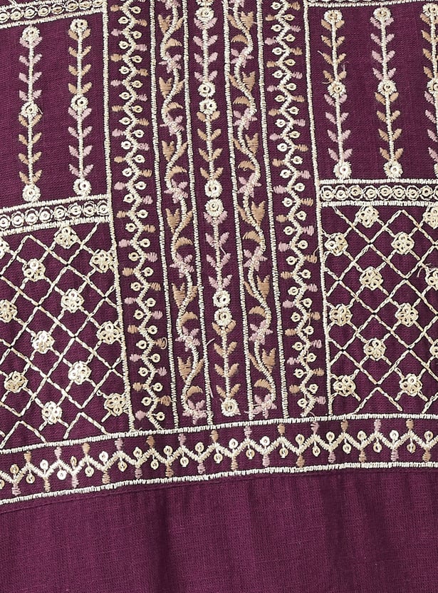 Women Embroidered Straight Kurta