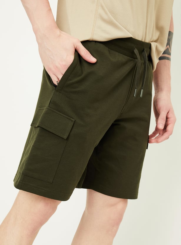 Men Solid Sports Cargo Shorts