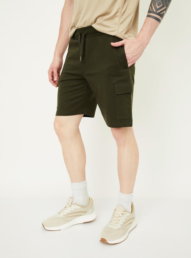Men Solid Sports Cargo Shorts