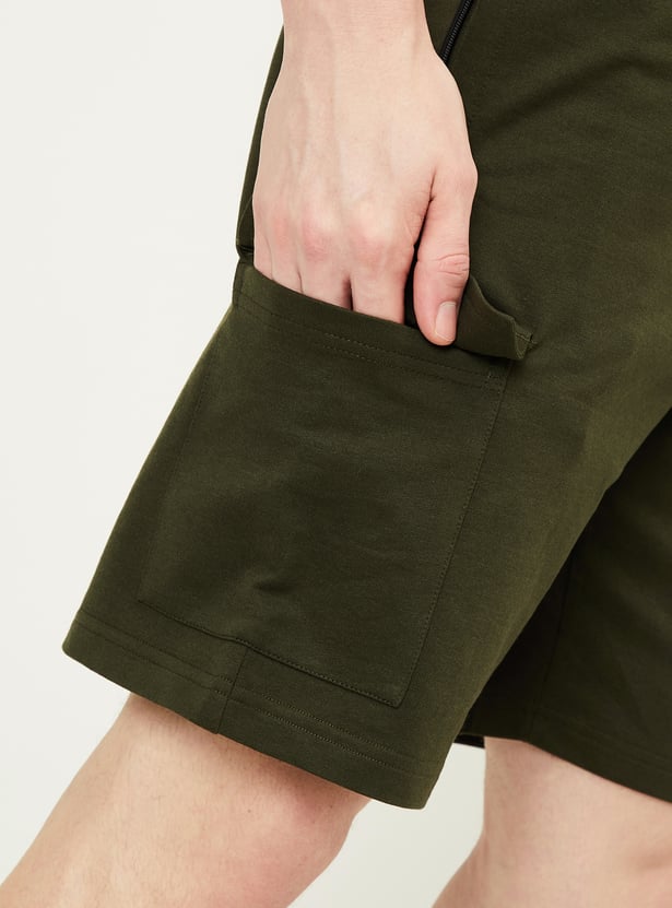 Men Solid Sports Cargo Shorts