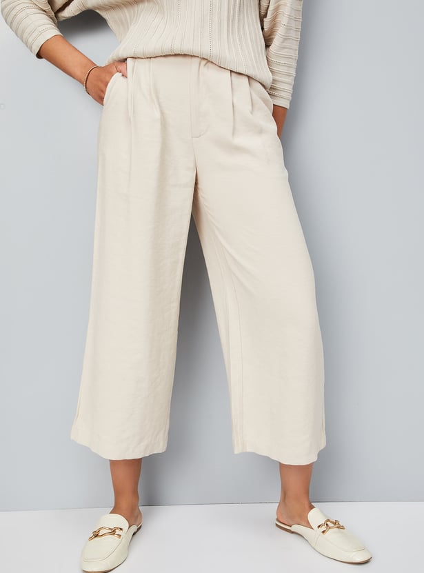 Women Textured Crop Trousers
