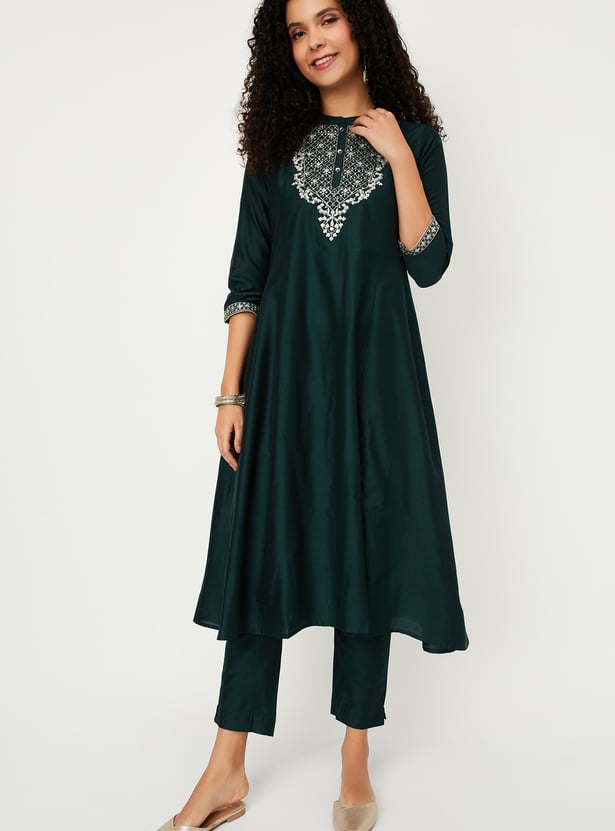 Women's Embroidered Green Flared A-Line Kurta Set with Trouser main image 0