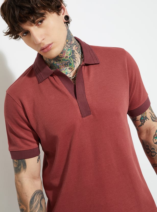 URB_N Men Colourblocked Regular Fit Polo T-shirt