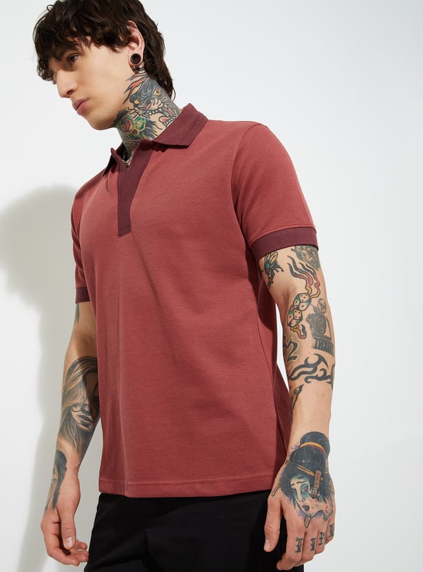 URB_N Men Colourblocked Regular Fit Polo T-shirt