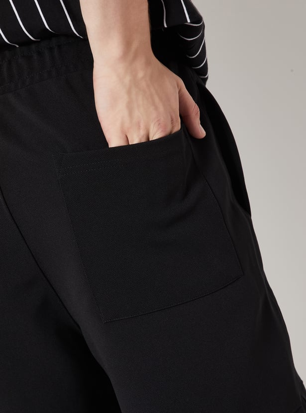 Men Textured Sports Shorts