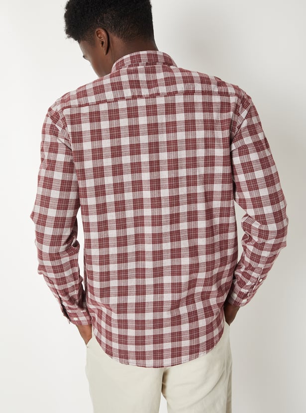 Men Checked Slim Fit Shirt