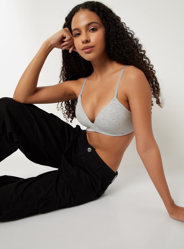Women Ribbed Padded Non Wired T-shirt Bra
