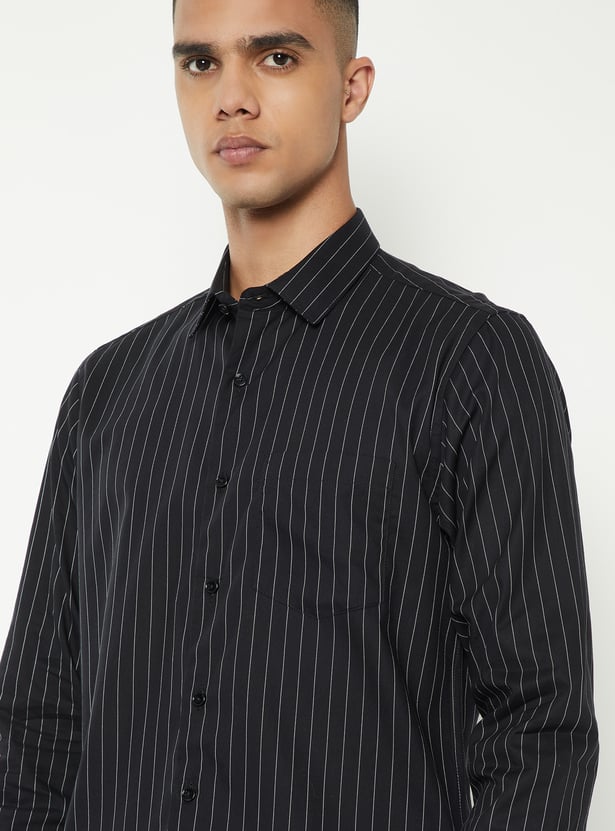 Men Striped Slim Fit Formal Shirt
