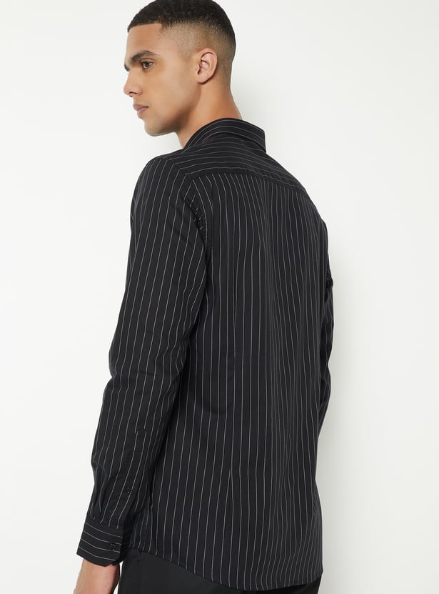 Men Striped Slim Fit Formal Shirt