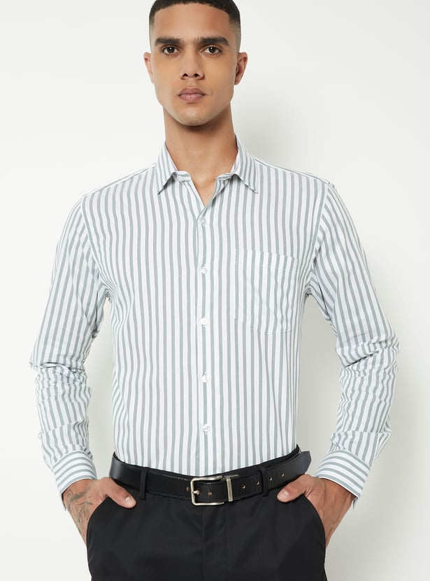Men Striped Slim Fit Formal Shirt