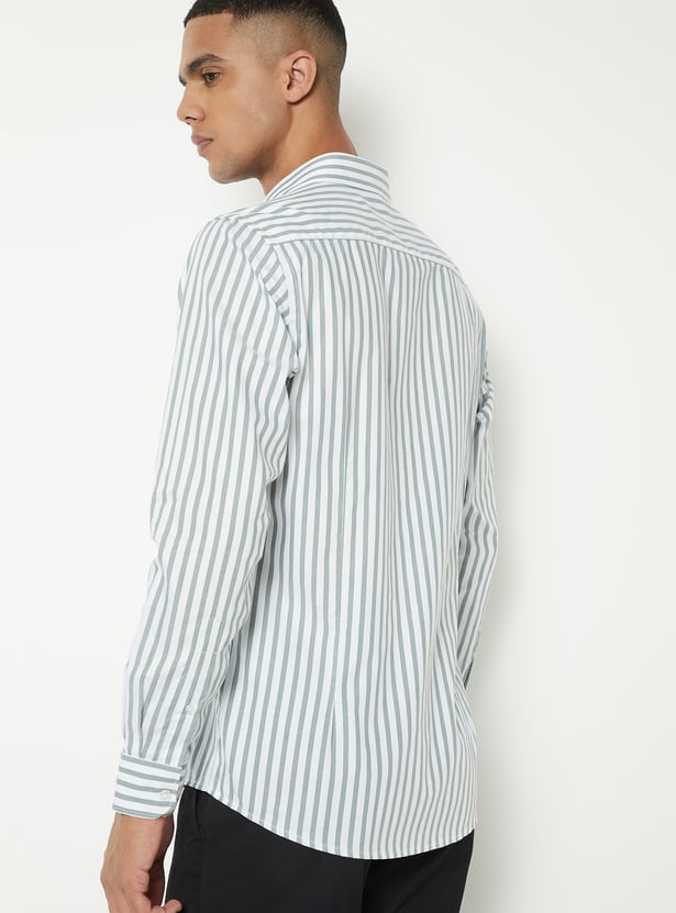 Men Striped Slim Fit Formal Shirt