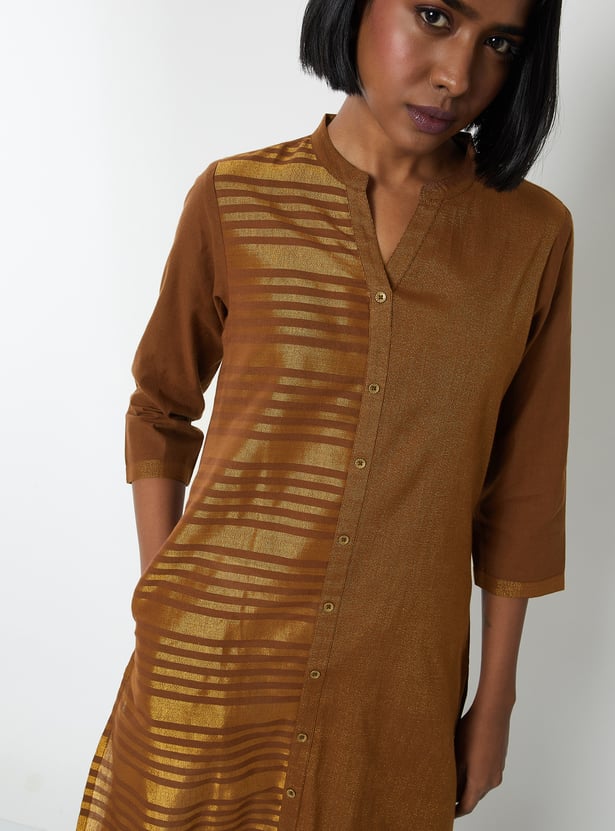 Women Metallic Print Straight Kurta