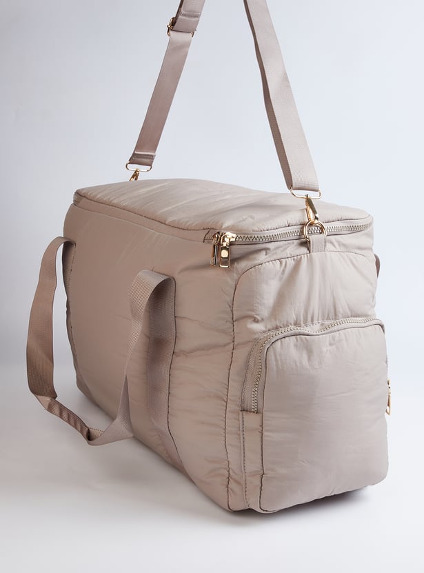 Women Solid Duffle Bag