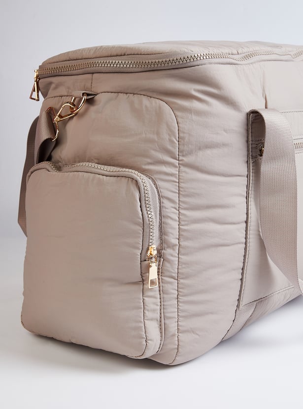 Women Solid Duffle Bag