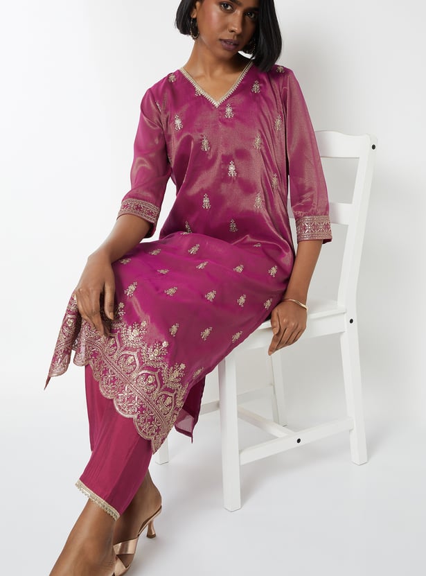 Pink Polyester Solid Embroidered Straight Kurta With Trouser MKSET1842